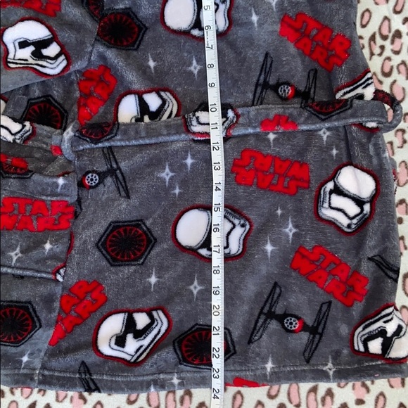 Star Wars Bath Robe - Picture 6 of 7